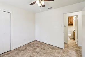 Hummingbird Ln-S0310-014.jpg