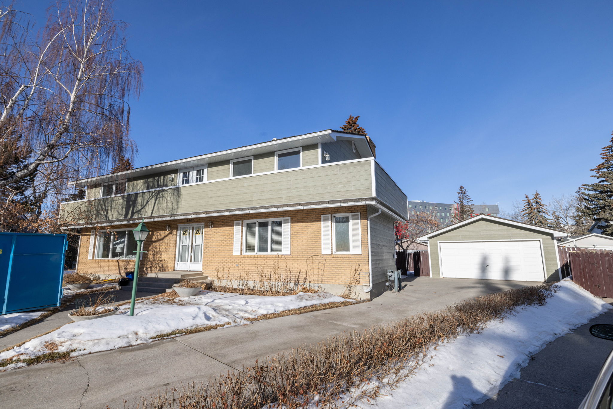 3224 Uplands Pl NW, Calgary, AB T2N 4H1, Canada Photo 3