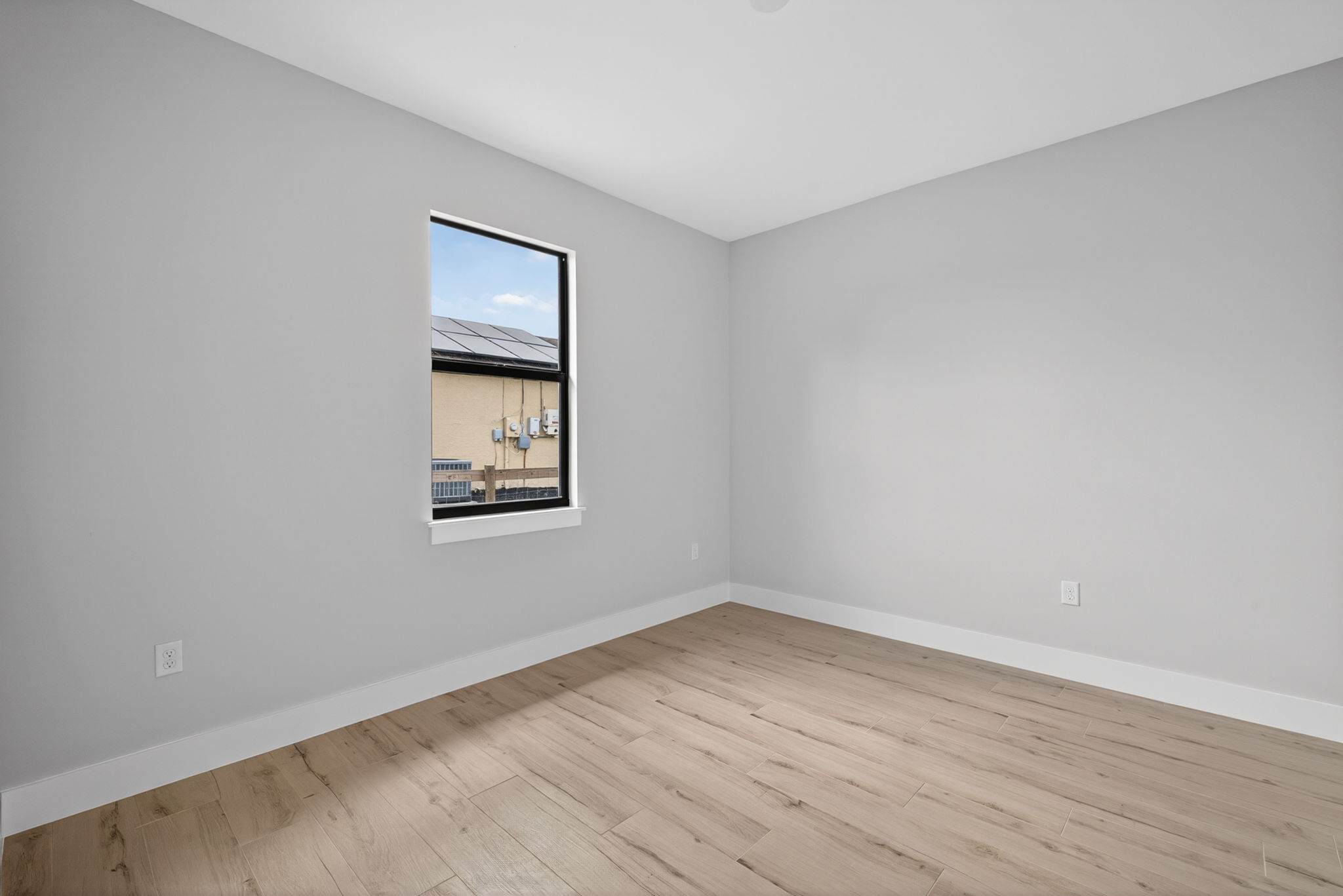 Guest Bedroom 2 - 1 of 2