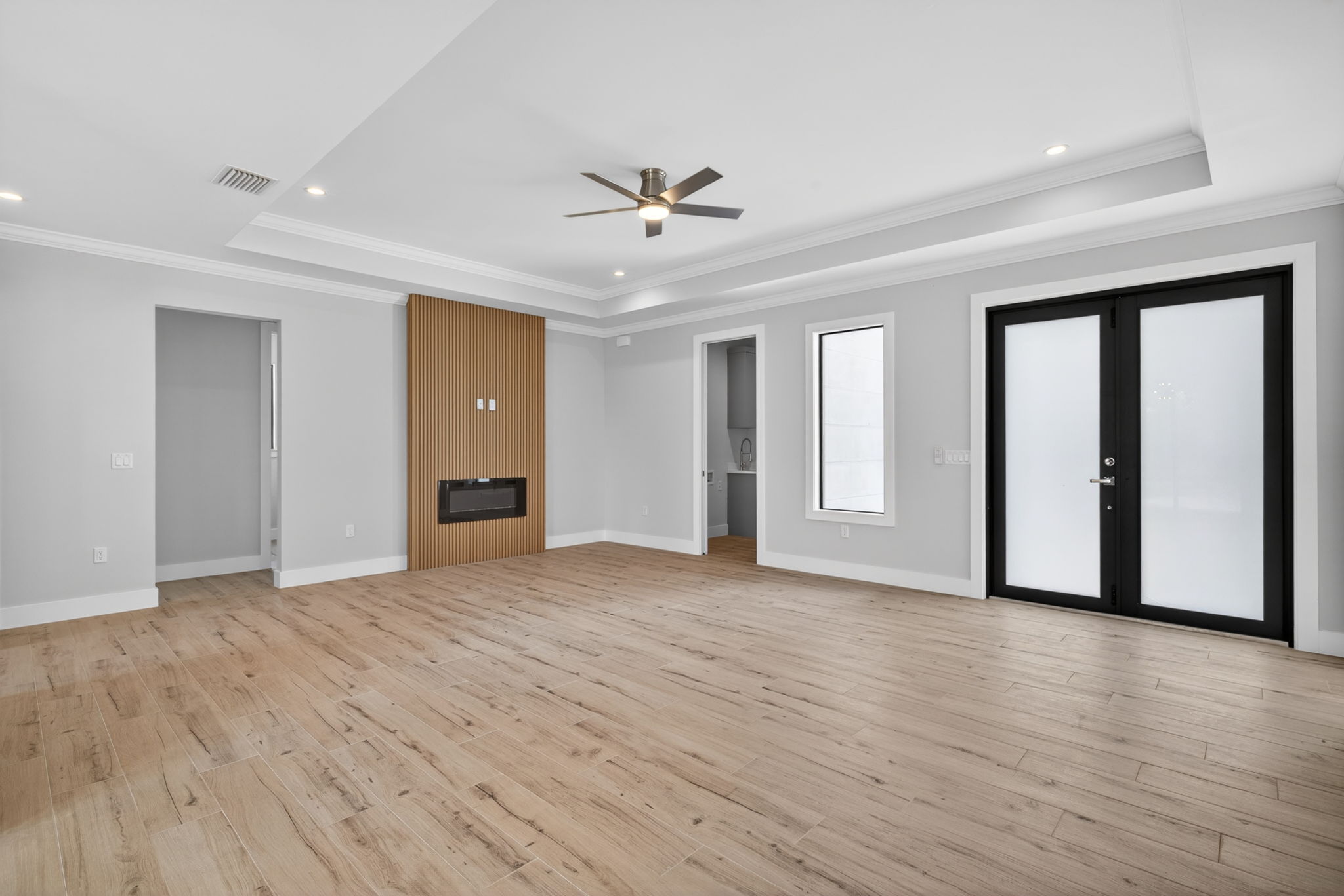 Living Room 3 of 4