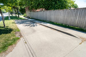  Photo 30