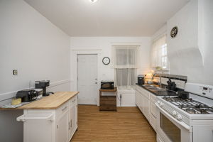  Photo 23