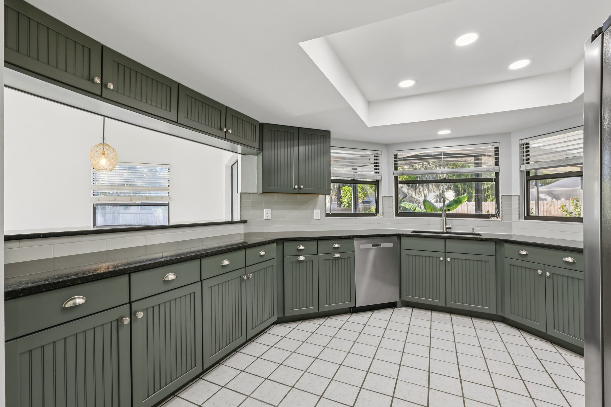 Pine Club Dr-S0611-009.jpg