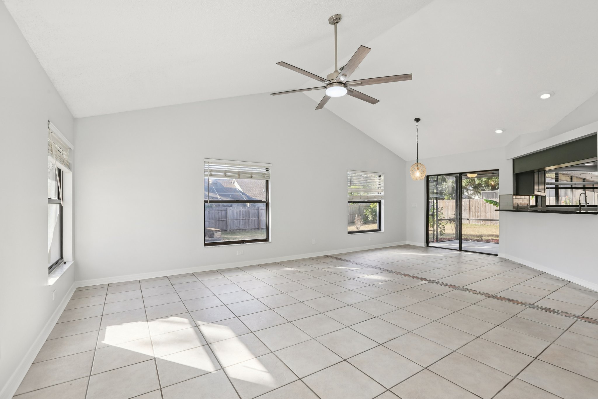 Pine Club Dr-S0611-035.jpg