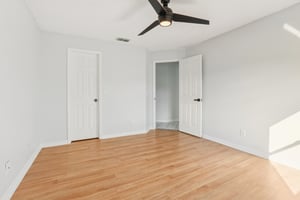 Pine Club Dr-S0611-040.jpg