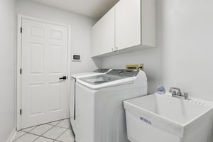 Pine Club Dr-S0611-045.jpg