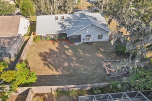 Pine Club Dr-S0611-062.jpg