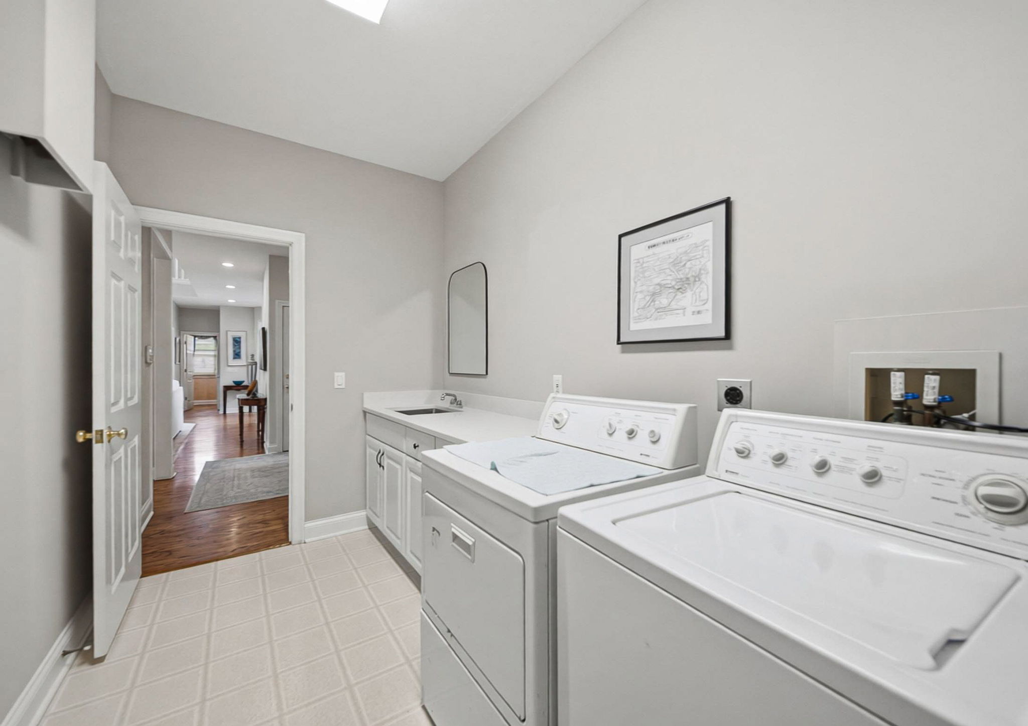 M.V. - 3225 Regency Pl, Westlake-76