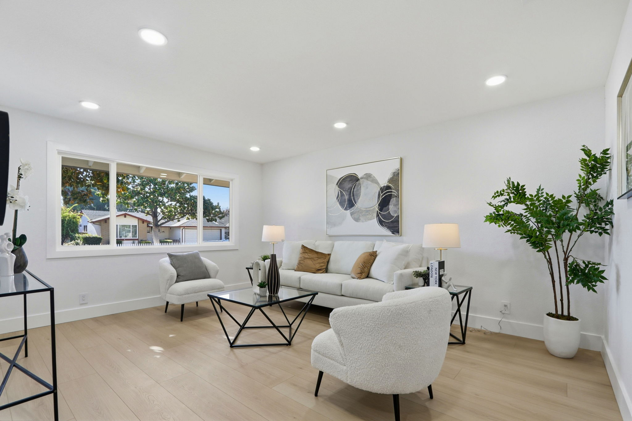 006_F8_32252 Coronation Dr