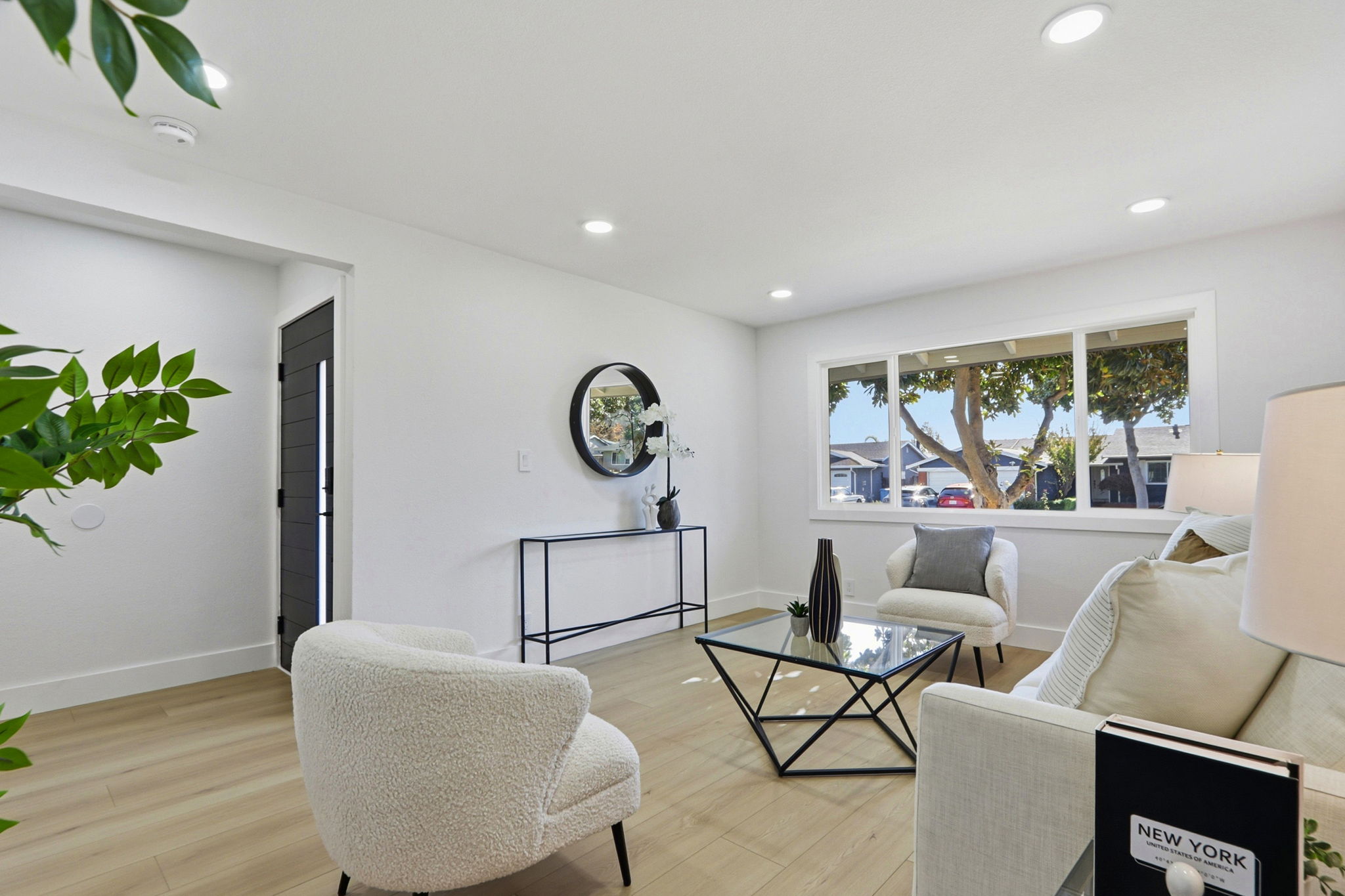 009_F8_32252 Coronation Dr