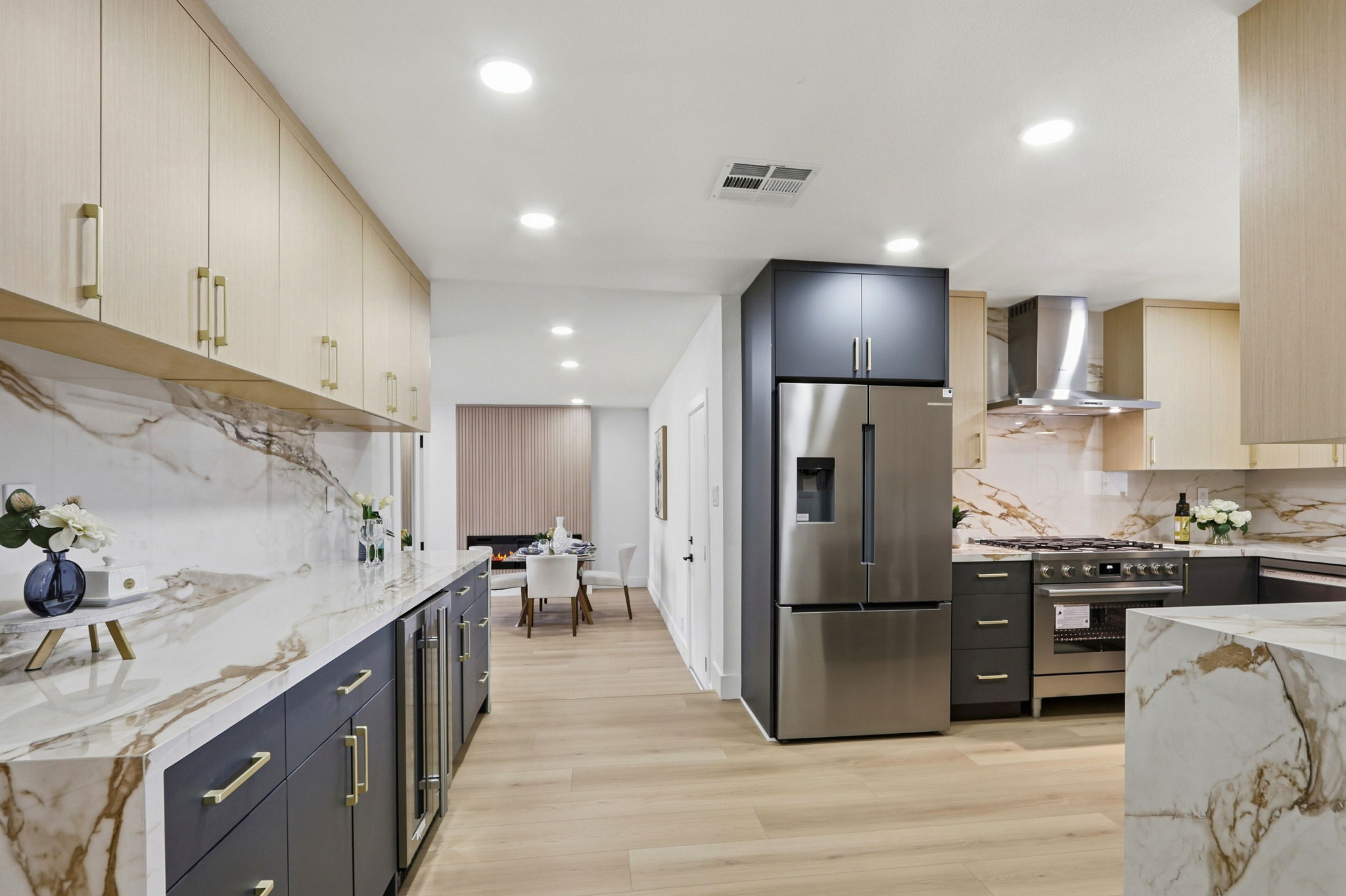 017_F8_32252 Coronation Dr