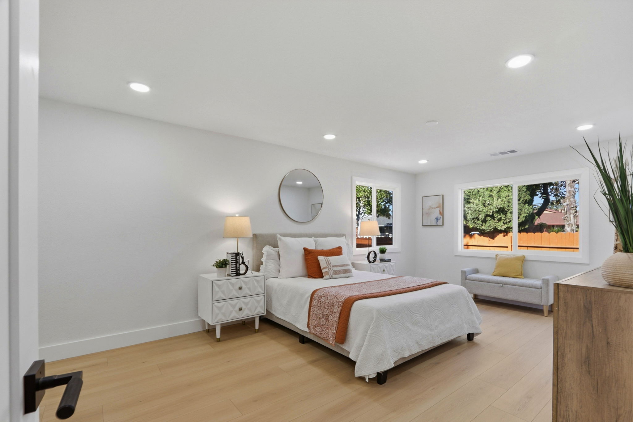 031_F8_32252 Coronation Dr