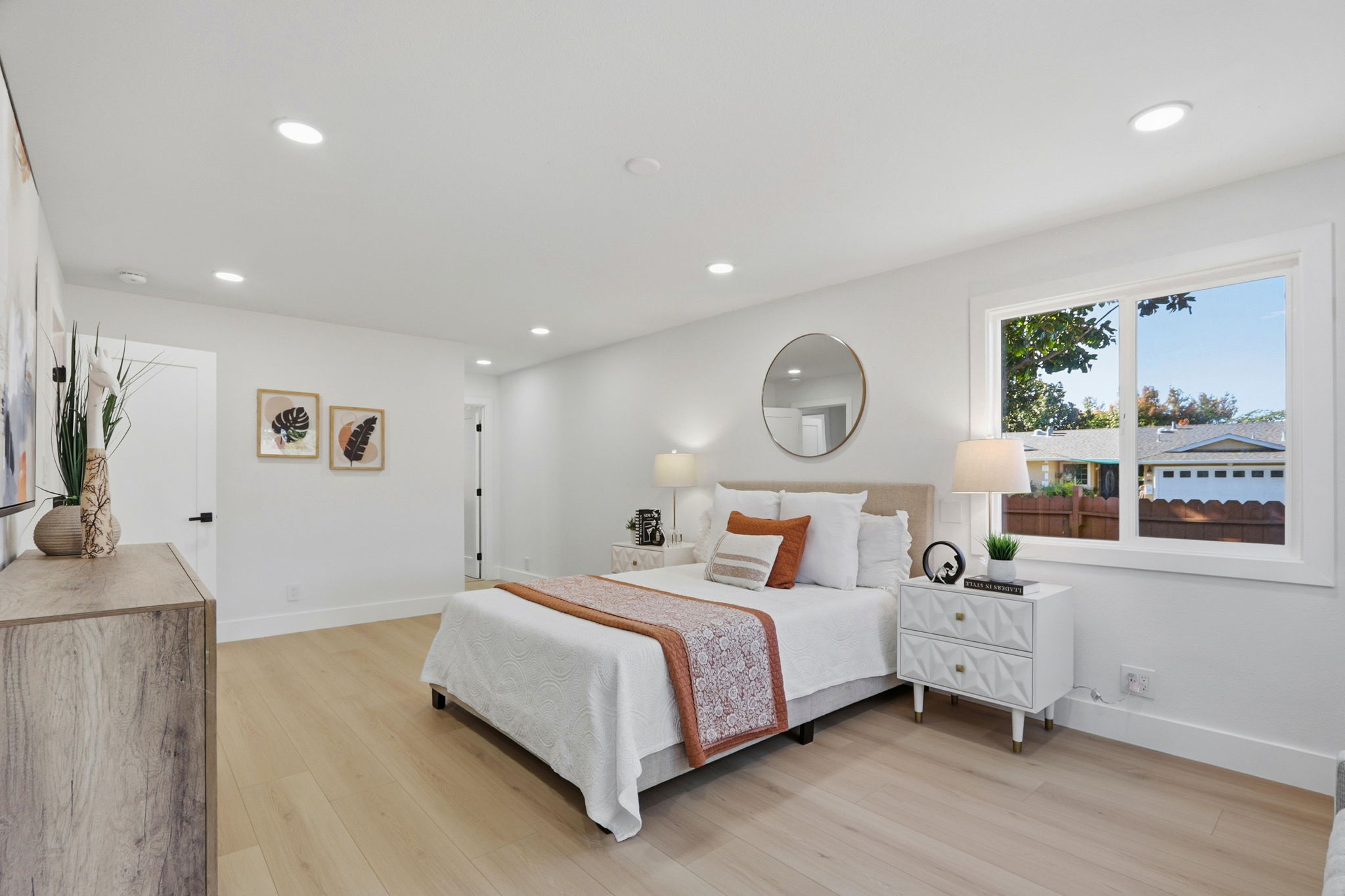 034_F8_32252 Coronation Dr