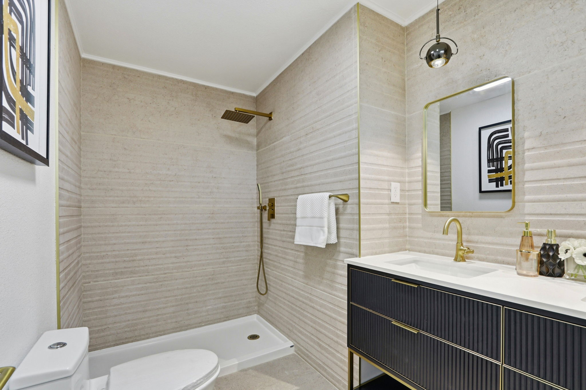 040_F8_32252 Coronation Dr