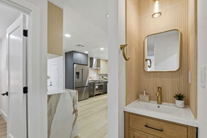 038_F8_32252 Coronation Dr