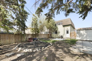  Photo 47