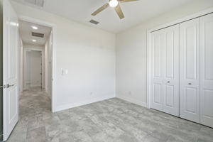  Photo 37
