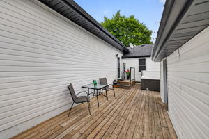 Photo 44