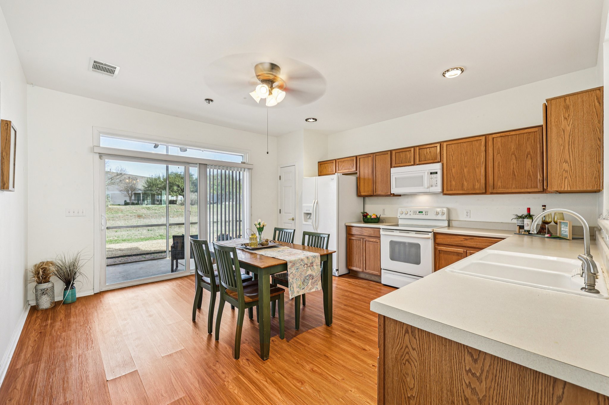 192613 - 323 Crockett Loop, Georgetown, TX 78633-S2602-012r.jpg