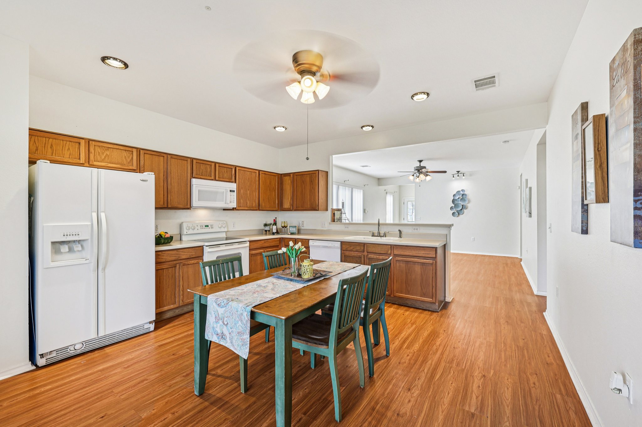 192613 - 323 Crockett Loop, Georgetown, TX 78633-S2602-013r.jpg