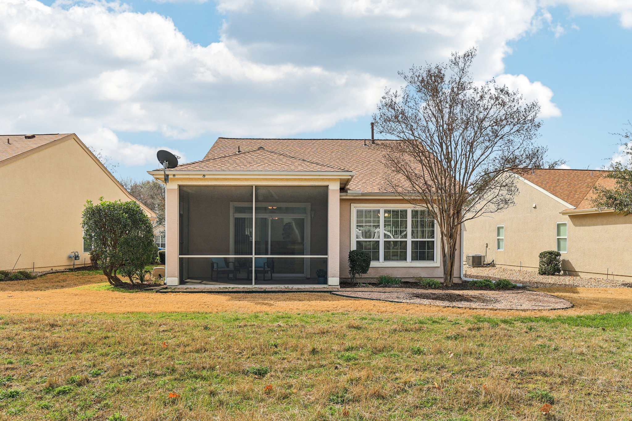 192613 - 323 Crockett Loop, Georgetown, TX 78633-S2602-039r.jpg