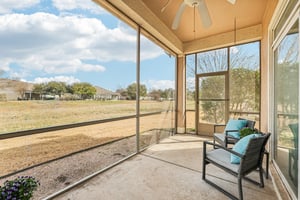 192613 - 323 Crockett Loop, Georgetown, TX 78633-S2602-035r.jpg