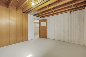  Photo 36
