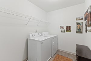  Photo 39