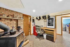  Photo 46