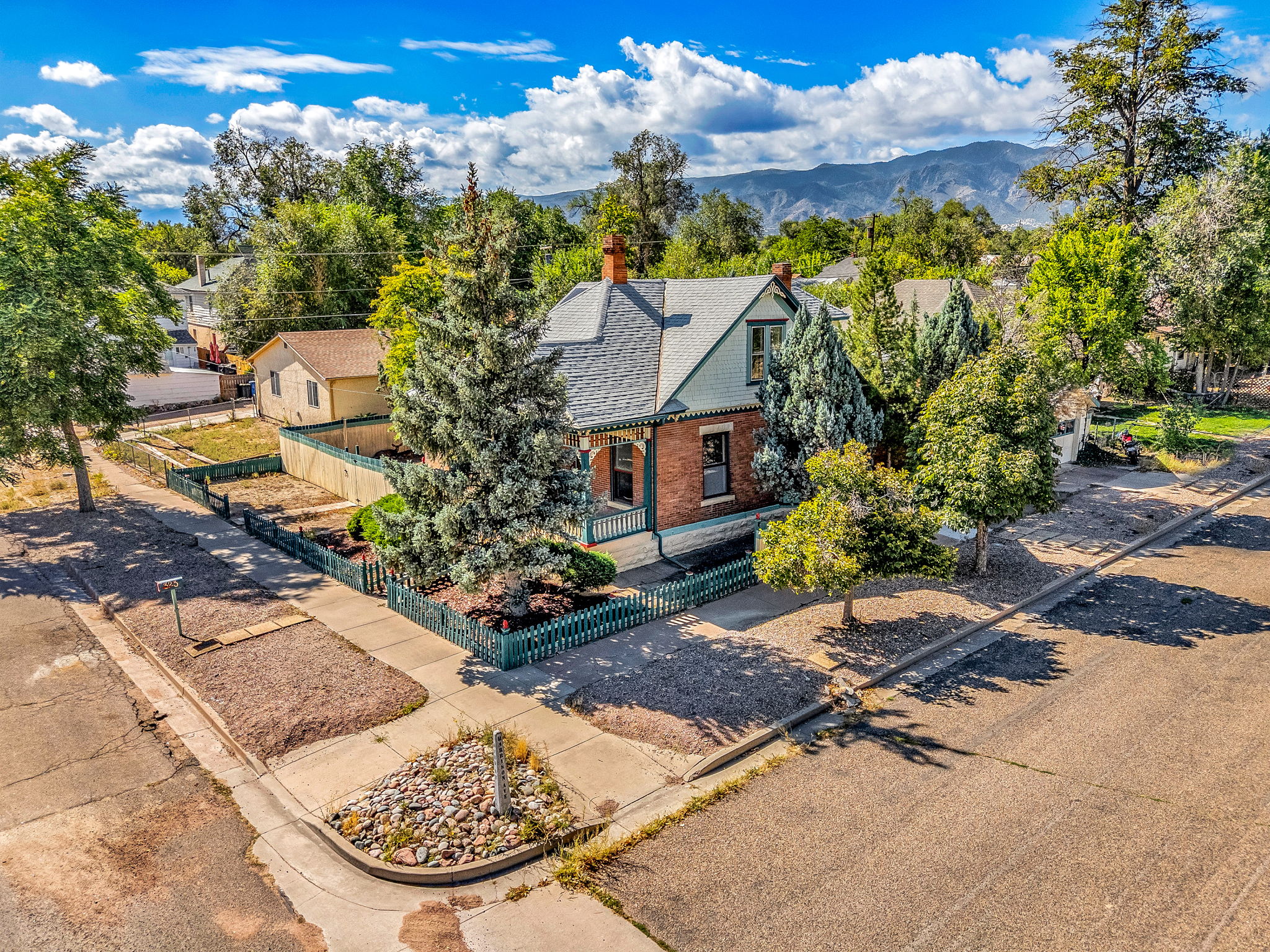  Photo 51