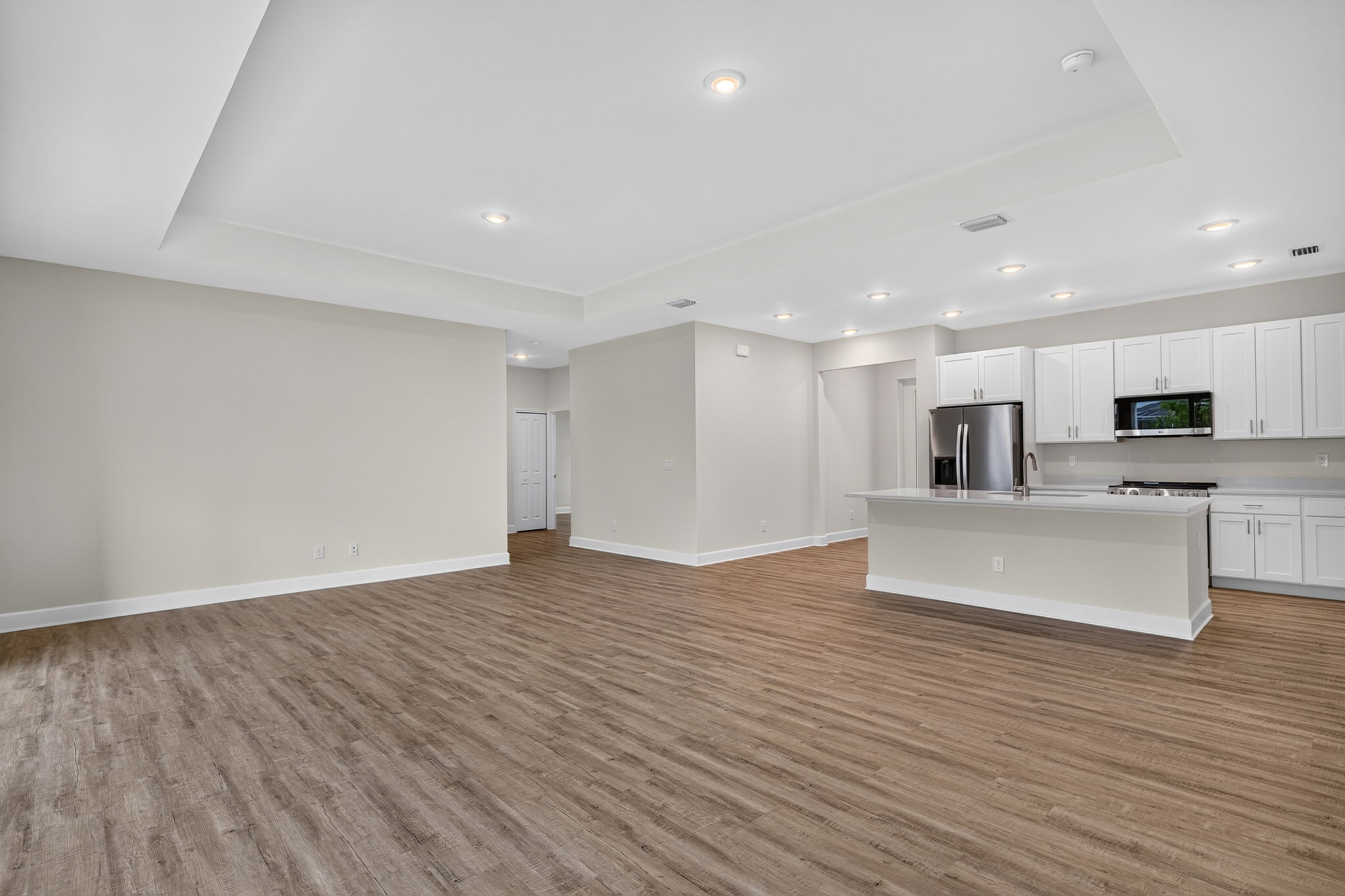 Living Room 4 of 5