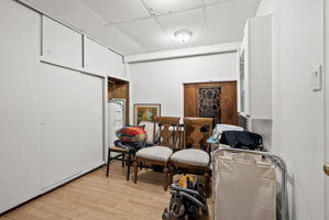  Photo 44