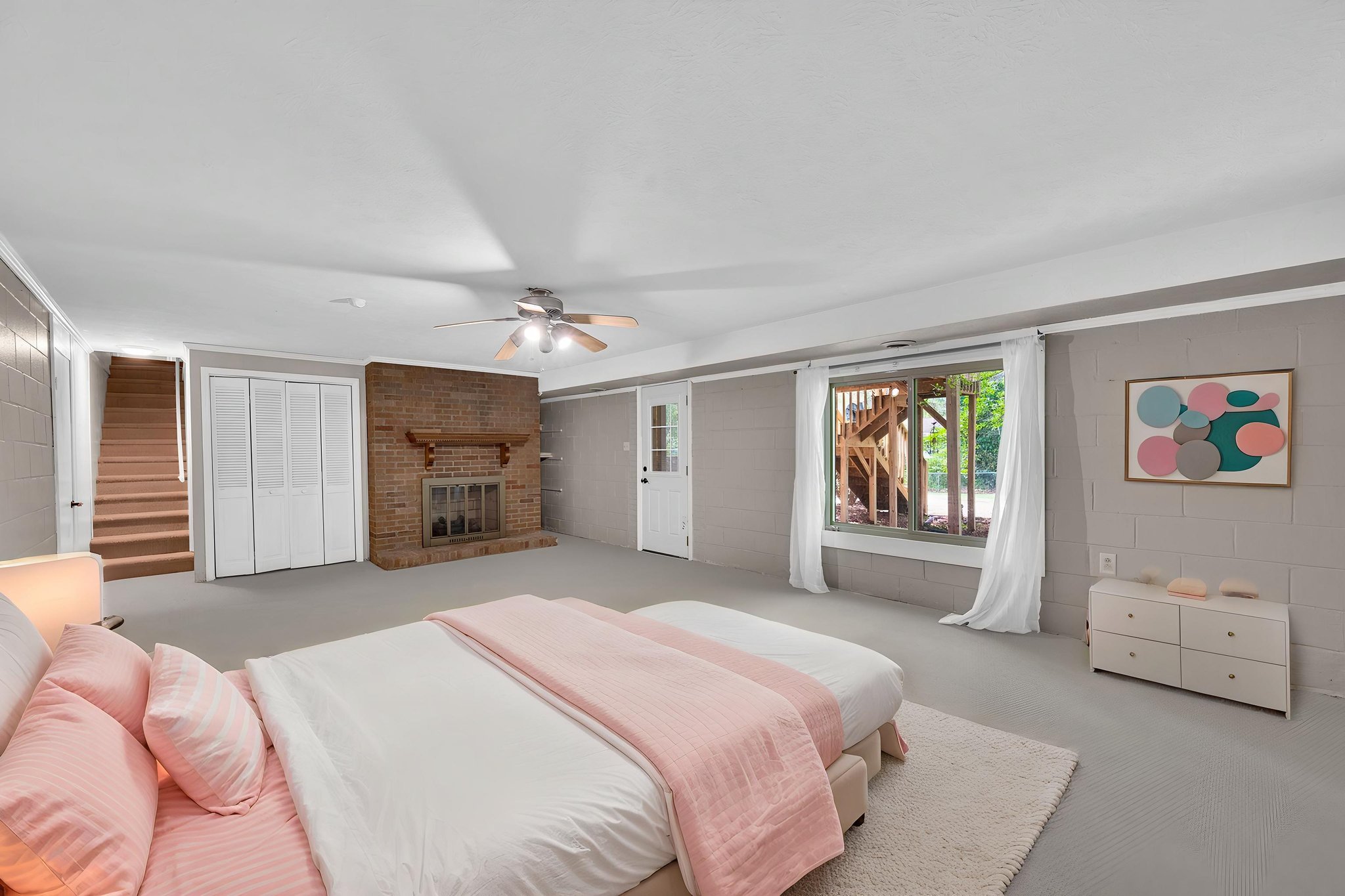 _FIV7468 virtually staged.jpeg