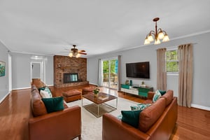 _FIV7393 virtually staged.jpeg