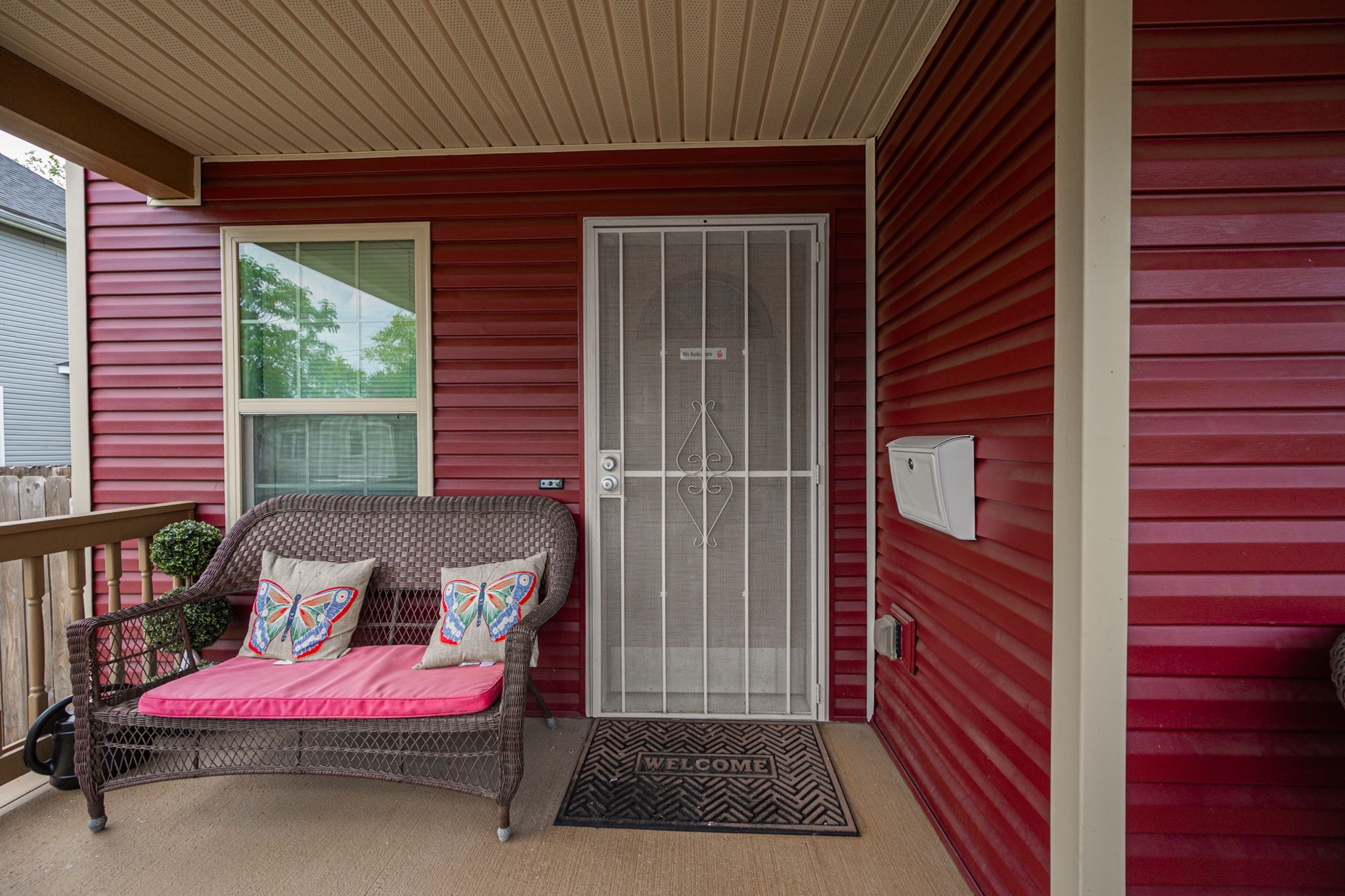 323 S Eureka Ave-9