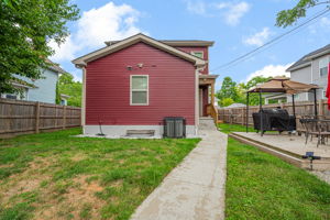 323 S Eureka Ave-5