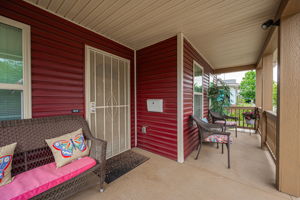 323 S Eureka Ave-10
