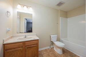 323 S Eureka ave-23