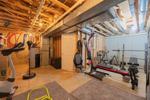 323 S Eureka ave-35