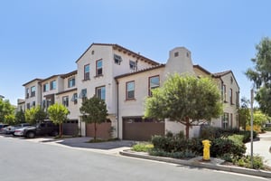 Solares St-S0209-031.jpg