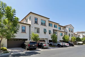 Solares St-S0209-032.jpg