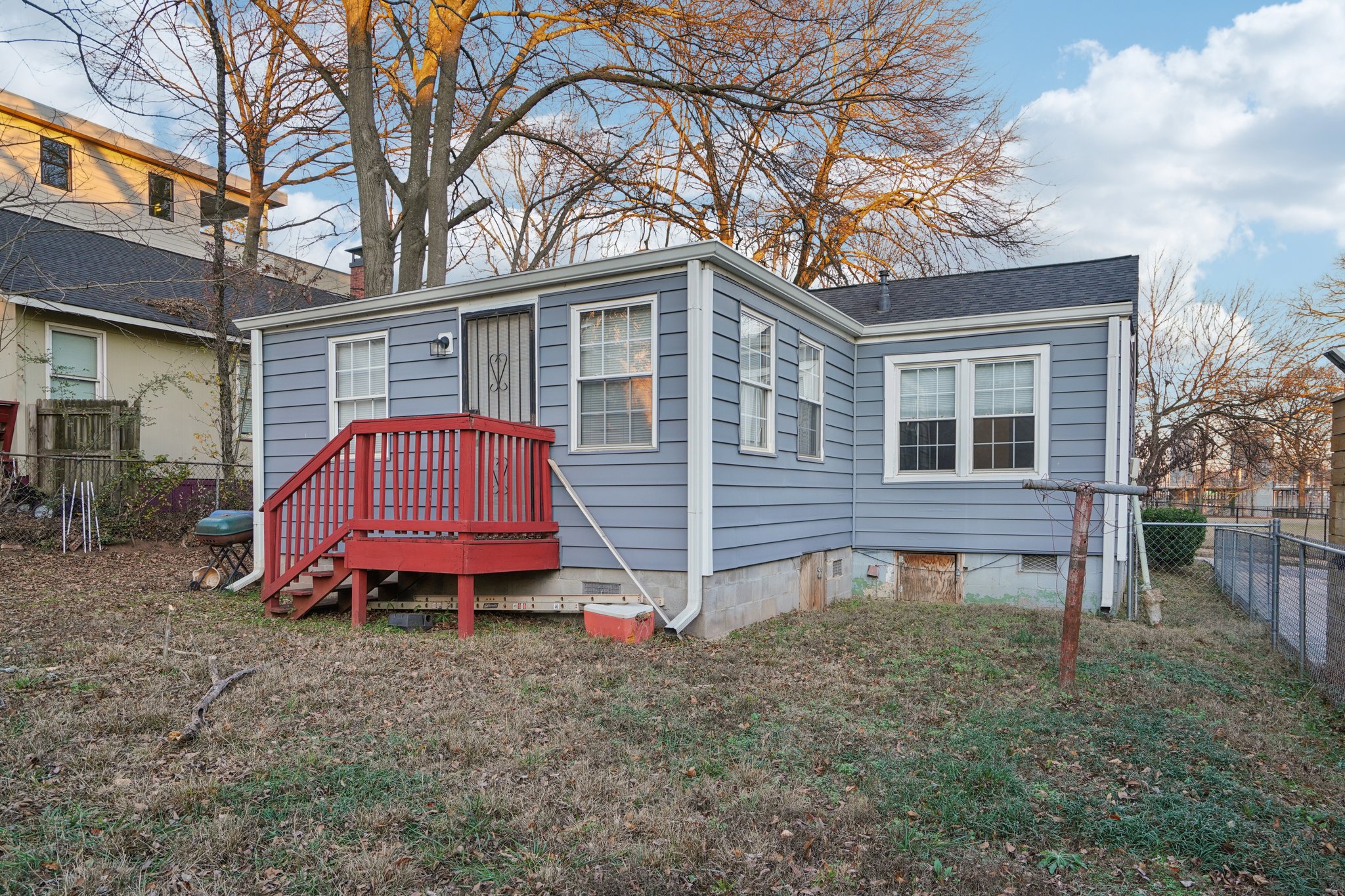 Stovall St SE-S2101-029.jpg