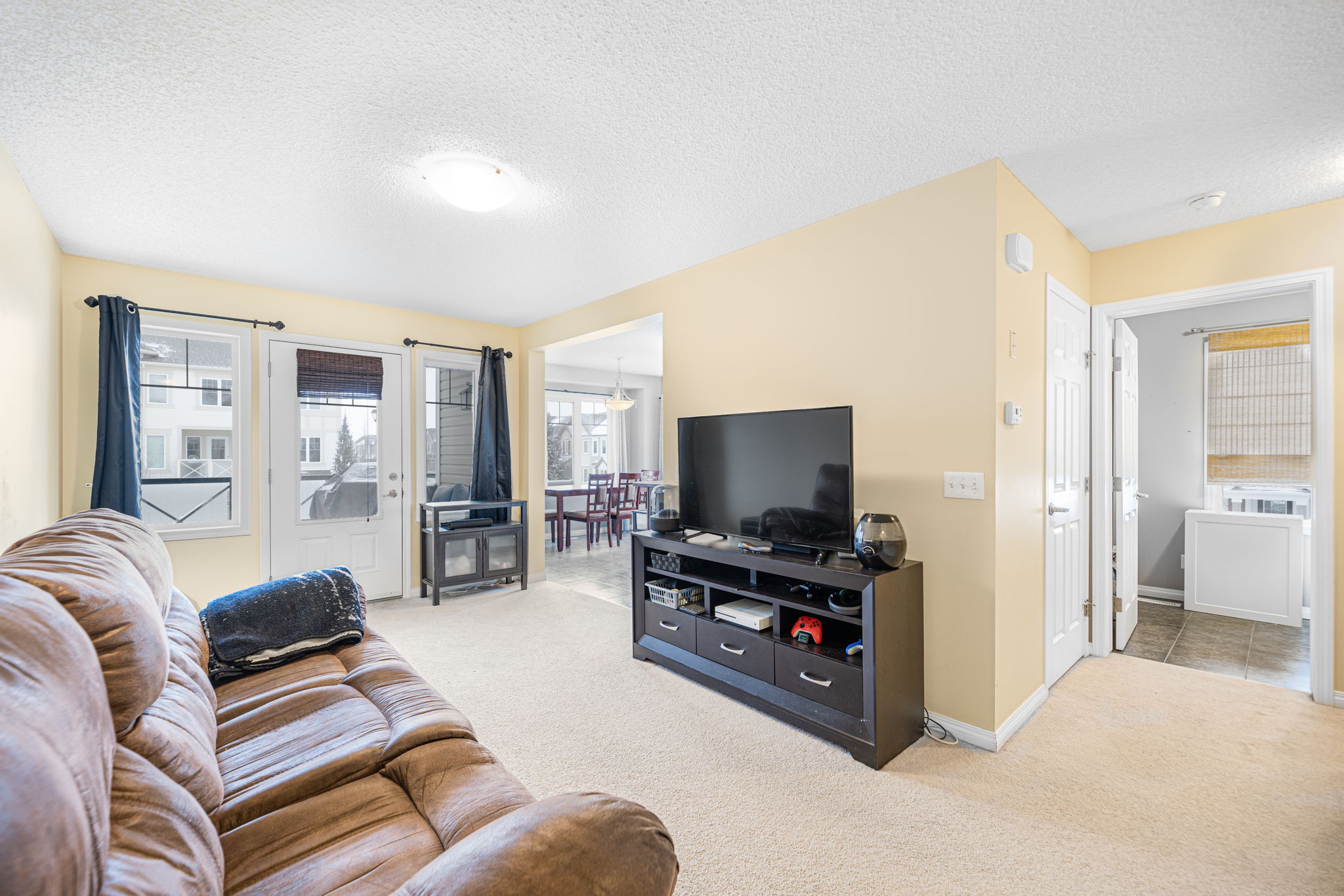 2nd Floor Living room