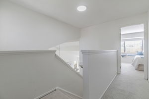 Photo 37