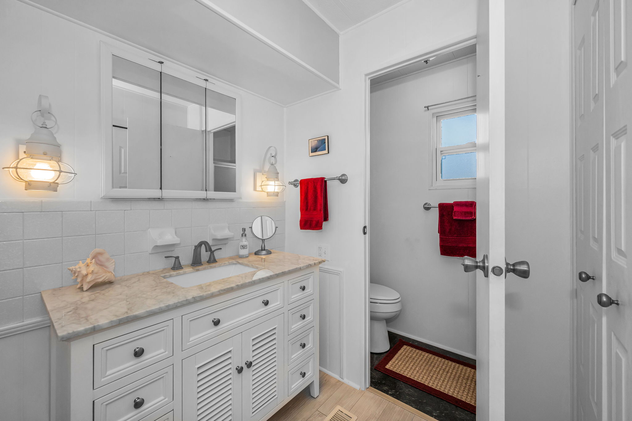 Bathroom2a