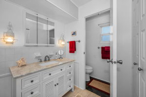 Bathroom2a