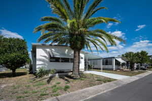 Front Exterior2