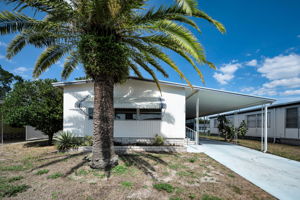 Front Exterior6