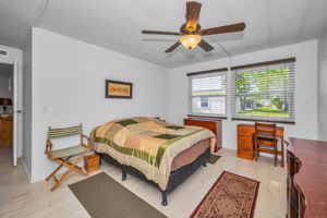 Primary Bedroom1a