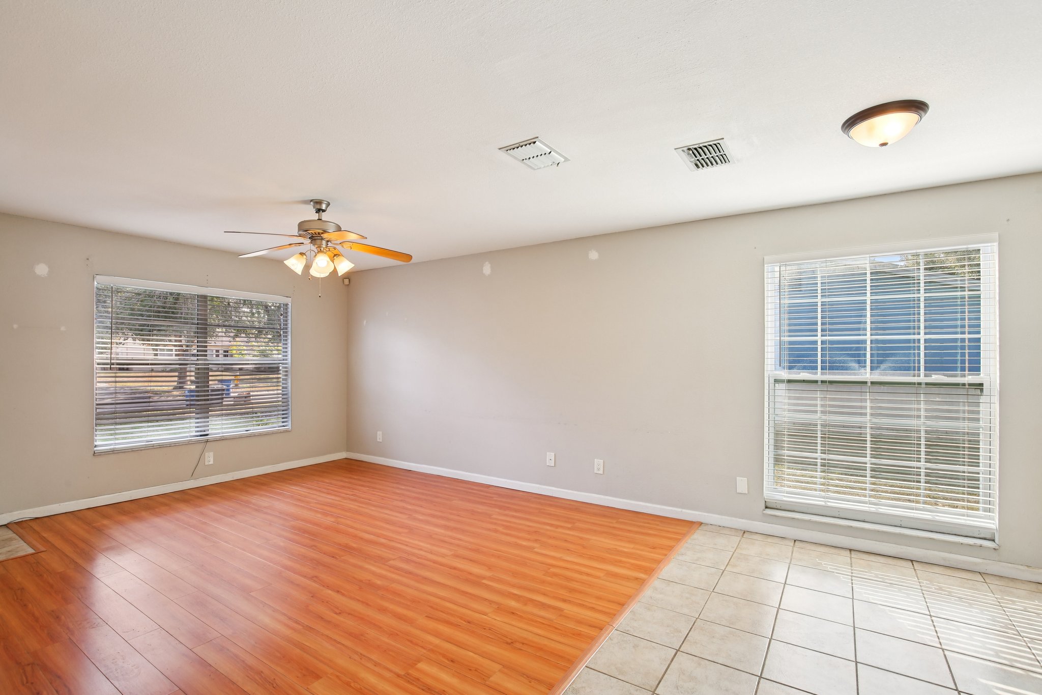 Mulberry Dr-S2511-009.jpg